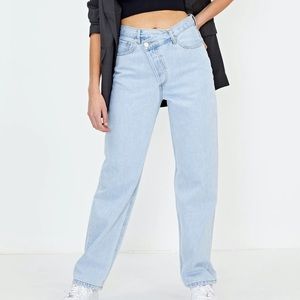 Asymmetric jeans